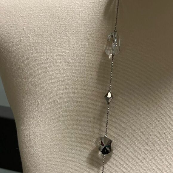 Premier Designs Elegant  “Ice Crystals Silver and Clear Beaded Necklace #PDNK1 - Picture 5 of 12